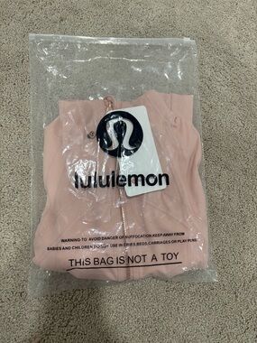 lululemon Pink define jacket (cropped) (Rose Gold ZIP-UP)